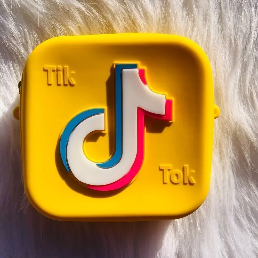 Brand New Yellow Tik Tok Coin‎ Purse Mini Purse